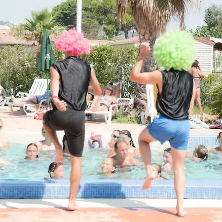 مكان تخييم Camping Lvl جرْويسا